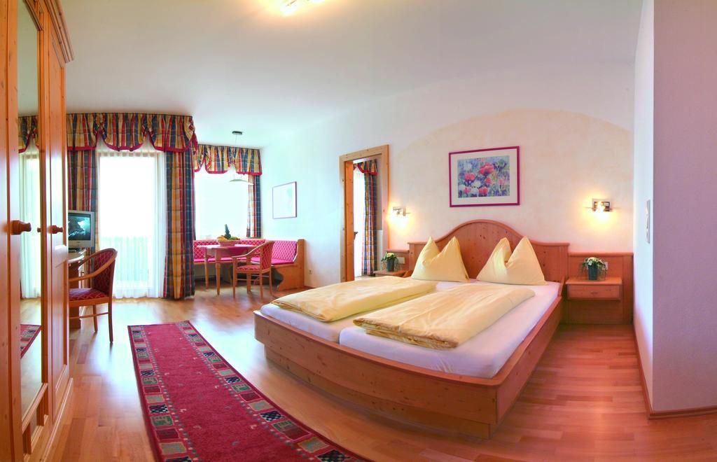 Hotel Gartnerkofel Sonnenalpe Nassfeld Bagian luar foto
