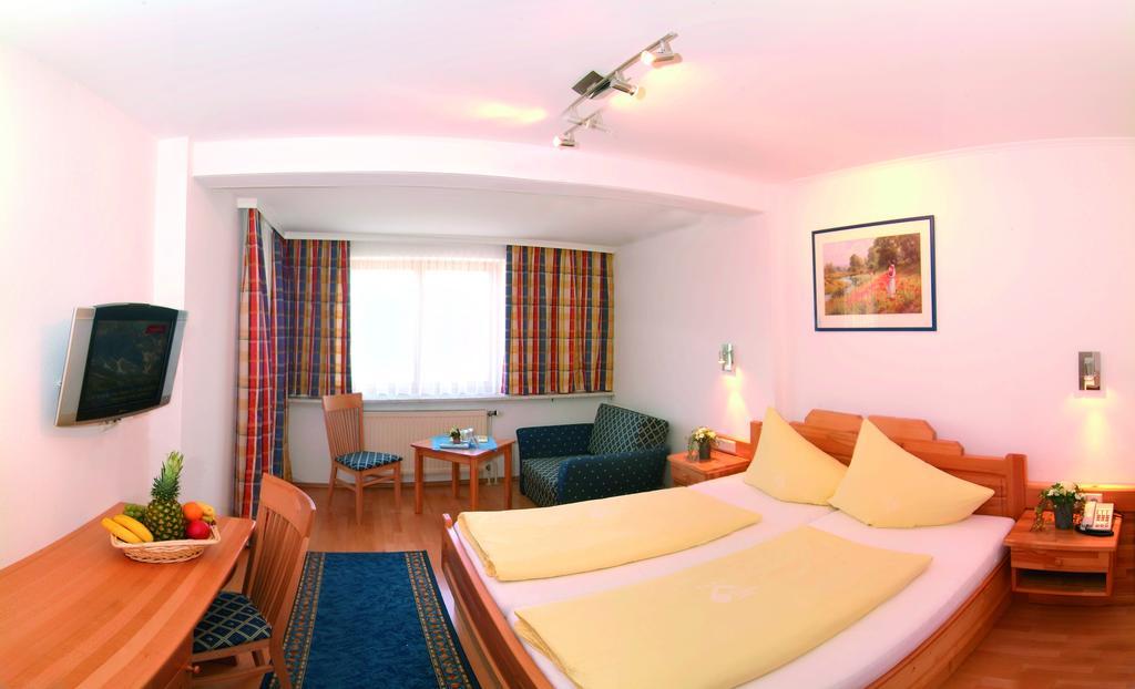 Hotel Gartnerkofel Sonnenalpe Nassfeld Bagian luar foto